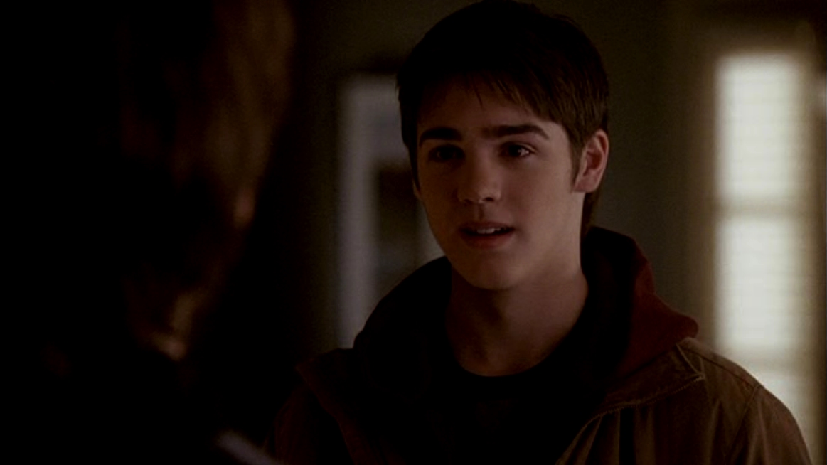 VampireDiariesWorld_dot_nl_Everwood4x15-0151.jpg