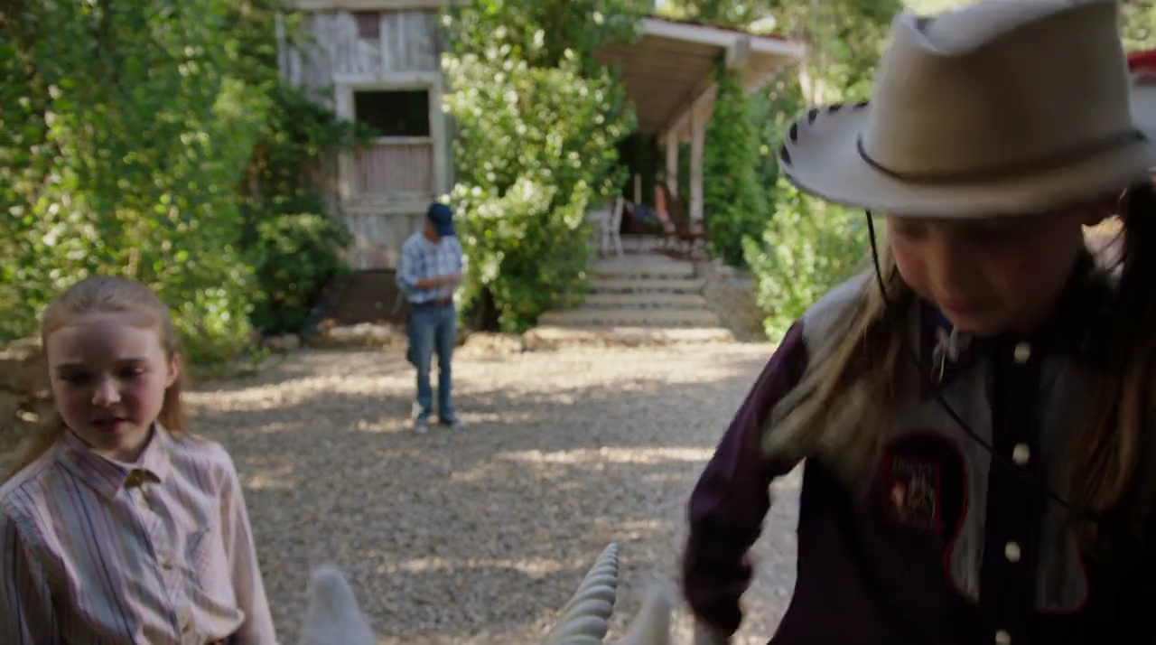 VampireDiariesWorld-dot-nl_WishUponAUnicorn3376.jpg