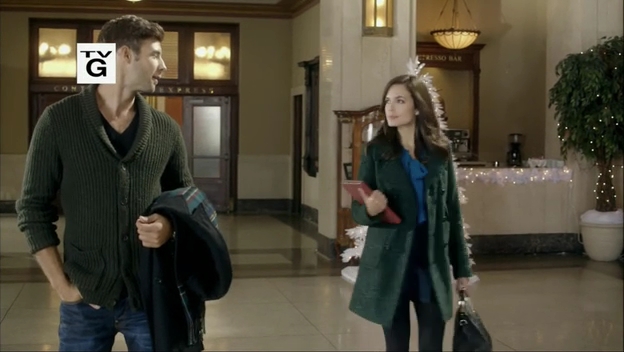 VampireDiariesWorld-dot-org_BestChristmasPartyEver1602.jpg VampireDiariesWorld-dot-org_BestChristmasPartyEver1602.jpg