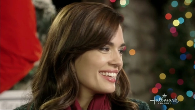 VampireDiariesWorld-dot-org_BestChristmasPartyEver3170.jpg