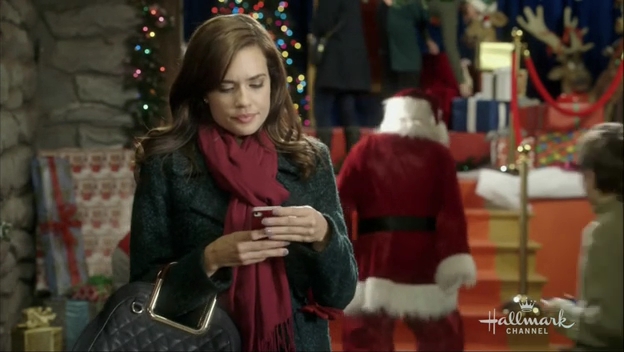 VampireDiariesWorld-dot-org_BestChristmasPartyEver3179.jpg VampireDiariesWorld-dot-org_BestChristmasPartyEver3179.jpg