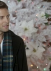 VampireDiariesWorld-dot-org_BestChristmasPartyEver2736.jpg