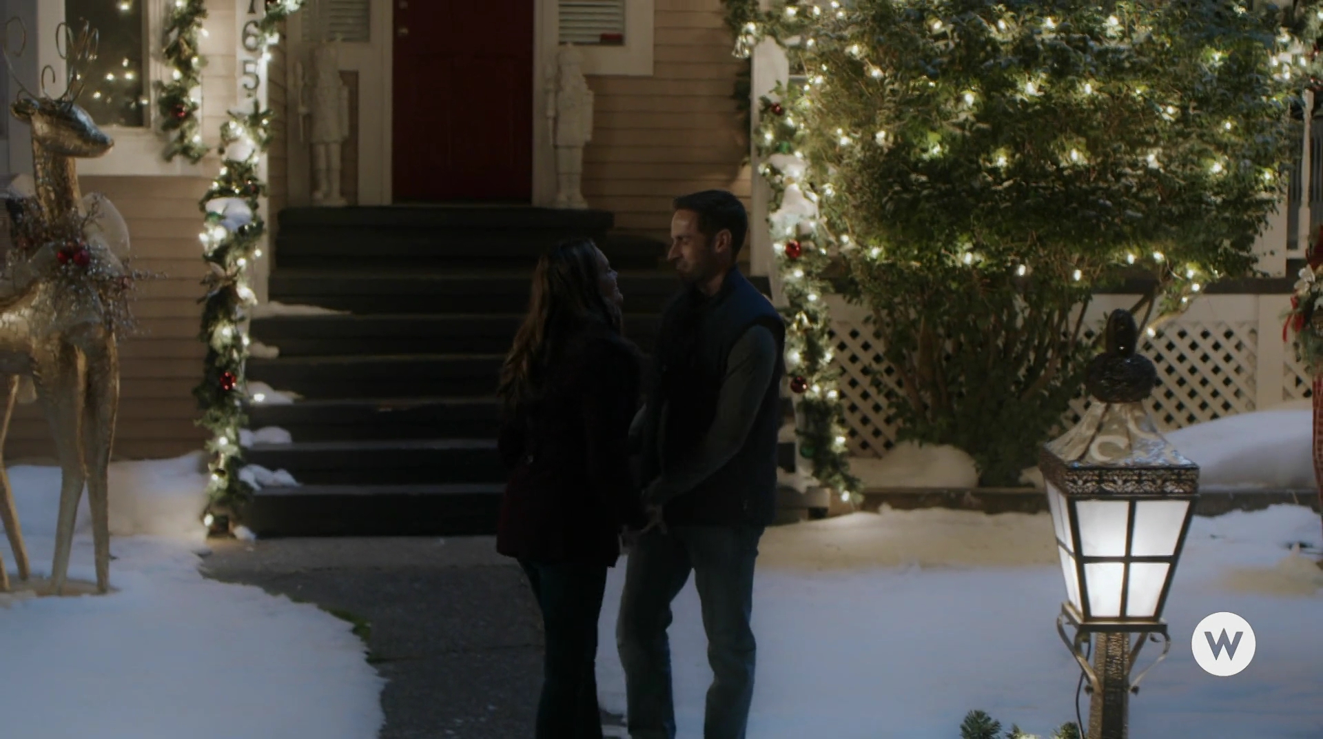 VampireDiariesWorld-dot-nl_TheChristmadPromise4957.jpg
