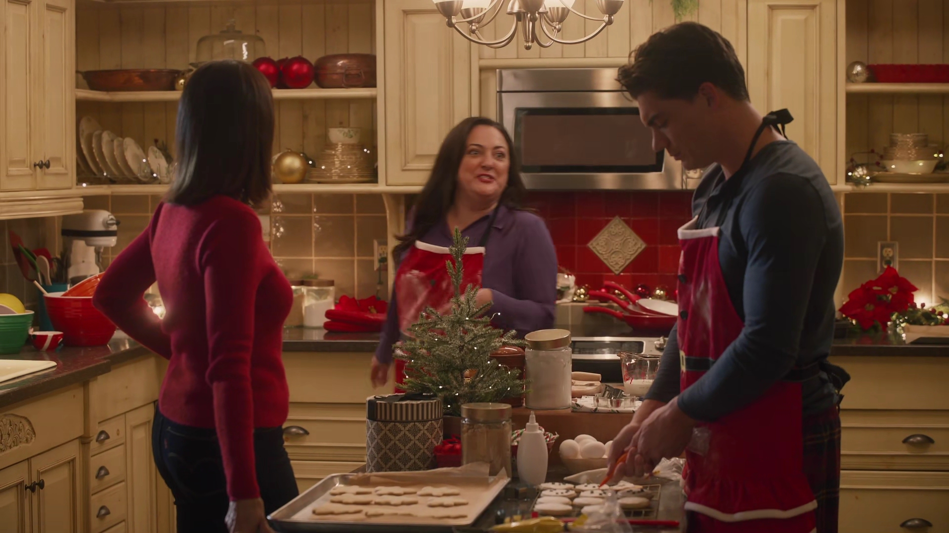 vampirediariesworld-dot-nl_TwasTheNightBeforeChristmas1411.jpg