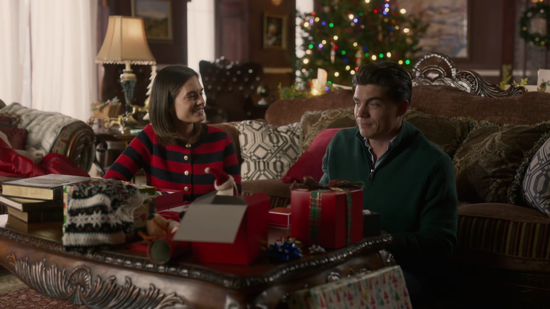 vampirediariesworld-dot-nl_TwasTheNightBeforeChristmas2489.jpg