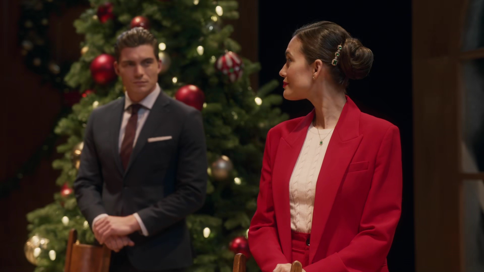 vampirediariesworld-dot-nl_TwasTheNightBeforeChristmas4835.jpg