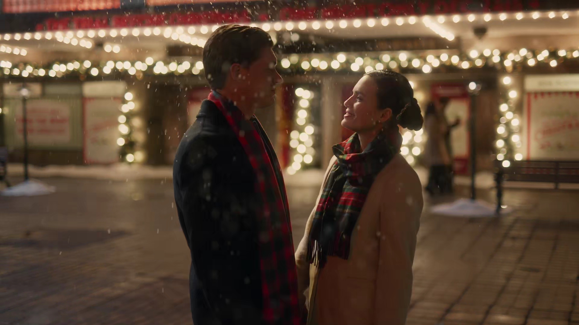 vampirediariesworld-dot-nl_TwasTheNightBeforeChristmas4935.jpg