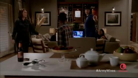 VampireDiairiesWorld-dot-org_ArmyWivesS07E03-1628.jpg