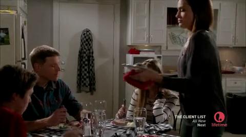 VampireDiariesWorld-dot-org_ArmyWives7x04-1253.jpg