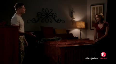 VampireDiariesWorld-dot-org_ArmyWives-S07E05-1029.jpg