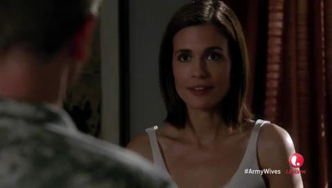 VampireDiariesWorld-dot-org_ArmyWives-S07E06-0574.jpg
