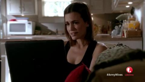 VampireDiariesWorld-dot-org_ArmyWives7x09-1015.jpg