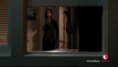 VampireDiariesWorld-dot-org_ArmyWives7x10-0565.jpg