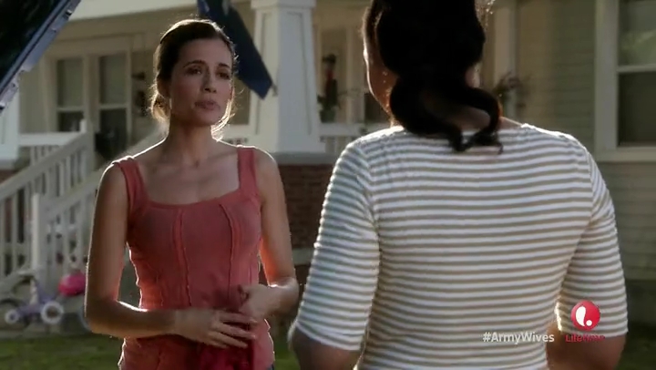 VampireDiariesWorld-dot-org_ArmyWivesS07E12-0300.jpg