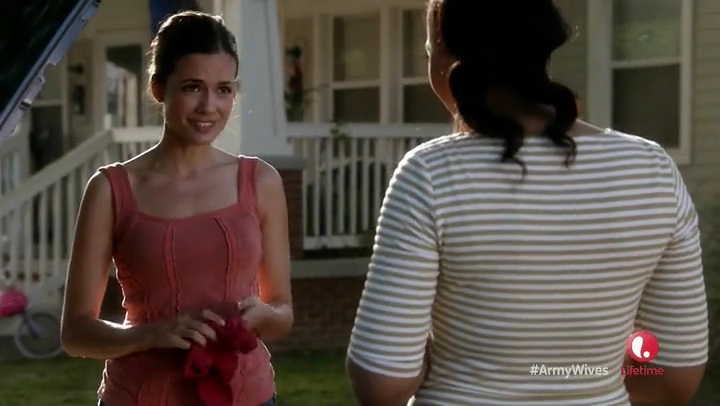 VampireDiariesWorld-dot-org_ArmyWivesS07E12-0305.jpg