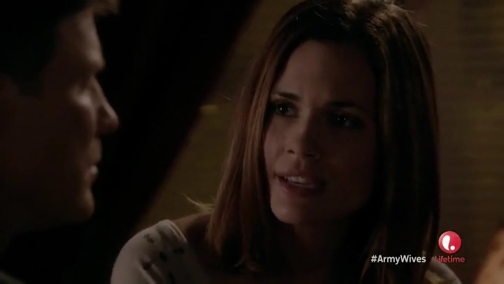 VampireDiariesWorld-dot-org_ArmyWivesS07E12-2205.jpg
