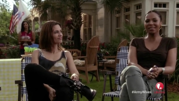 VampireDiariesWorld-dot-org_ArmyWivesS07E13-0234.jpg