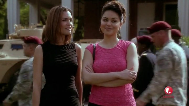 VampireDiariesWorld-dot-org_ArmyWivesS07E13-2296.jpg