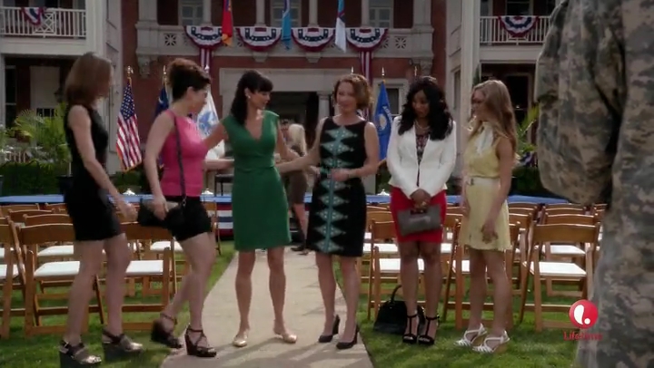 VampireDiariesWorld-dot-org_ArmyWivesS07E13-2302.jpg