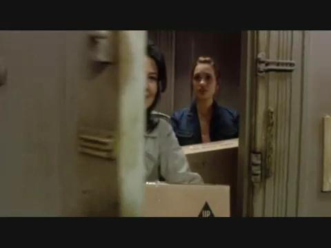 VampireDiariesWorld-dot-org_BeautifulPeople-S01E01-0021.jpg