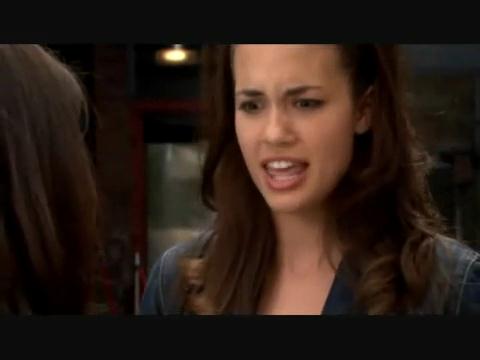 VampireDiariesWorld-dot-org_BeautifulPeople1x03-1318.jpg