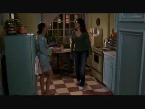 VampireDiariesWorld-dot-org_BeautifulPeople1x05-0114.jpg