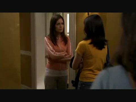 VampireDiariesWorld-dot-org_BeautifulPeople1x08-0602.jpg