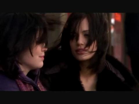 VampireDiariesWorld-dot-org_BeautifulPeople1x09-2465.jpg