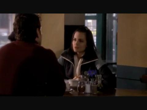 VampireDiariesWorld-dot-org_BeautifulPeople1x13-2228.jpg