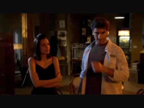 VampireDiariesWorld-dot-org_BeautifulPeople1x15-1035.jpg
