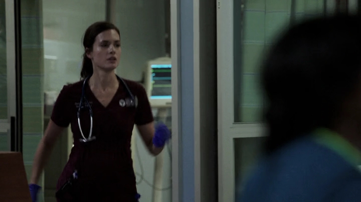 VampireDiariesWorld-dot-nl_ChigagoMed1x02-0078.jpg