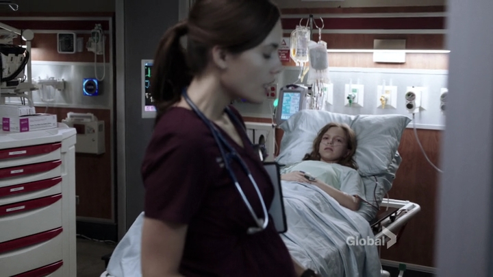 VampireDiariesWorld-dot-nl_ChigagoMed1x02-0476.jpg