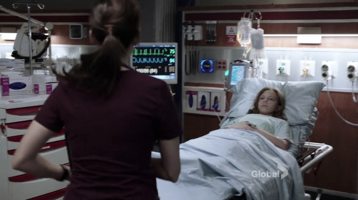 VampireDiariesWorld-dot-nl_ChigagoMed1x02-0483.jpg