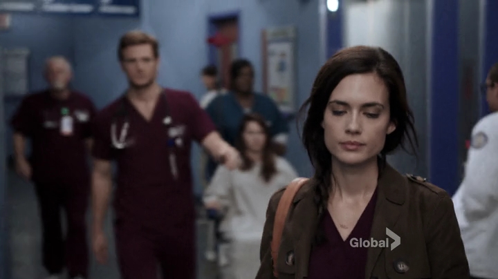 VampireDiariesWorld-dot-nl_ChigagoMed1x03-0221.jpg