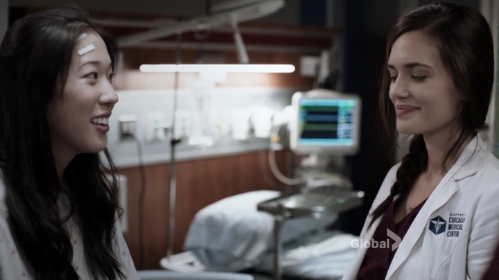 VampireDiariesWorld-dot-nl_ChigagoMed1x03-0437.jpg