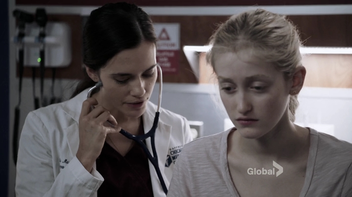 VampireDiariesWorld-dot-nl_ChigagoMed1x04-0313.jpg