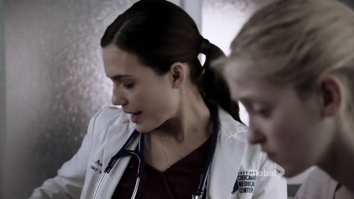 VampireDiariesWorld-dot-nl_ChigagoMed1x04-0363.jpg