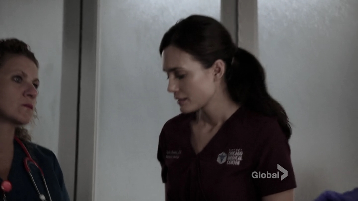 VampireDiariesWorld-dot-nl_ChigagoMed1x04-1941.jpg