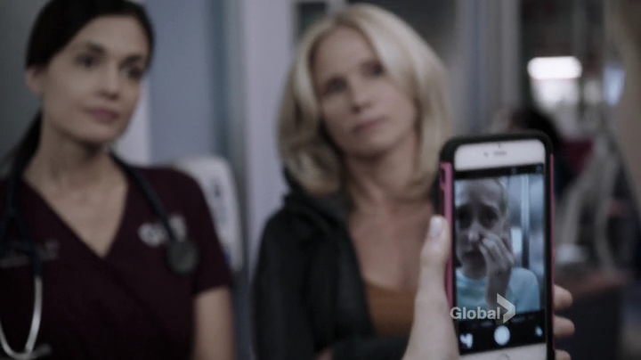 VampireDiariesWorld-dot-nl_ChigagoMed1x04-2190.jpg