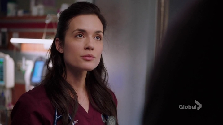 VampireDiariesWorld-dot-NL-ChigagoMed1x13-0533.jpg