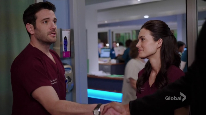 VampireDiariesWorld-dot-NL-ChigagoMed1x13-1027.jpg VampireDiariesWorld-dot-NL-ChigagoMed1x13-1027.jpg