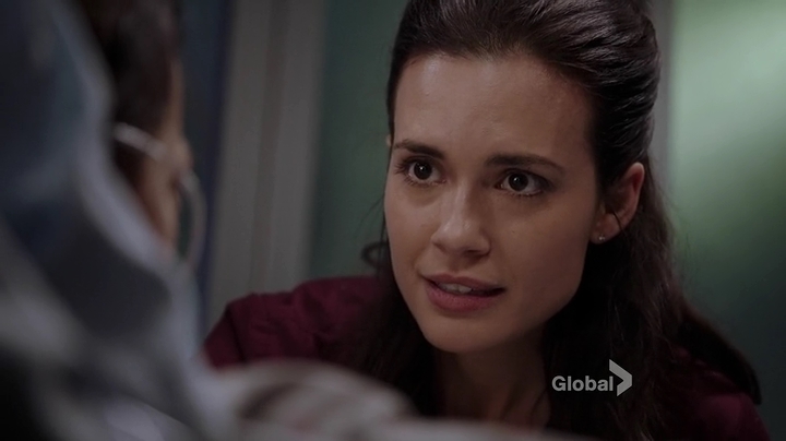 VampireDiariesWorld-dot-NL-ChigagoMed1x15-1673.jpg