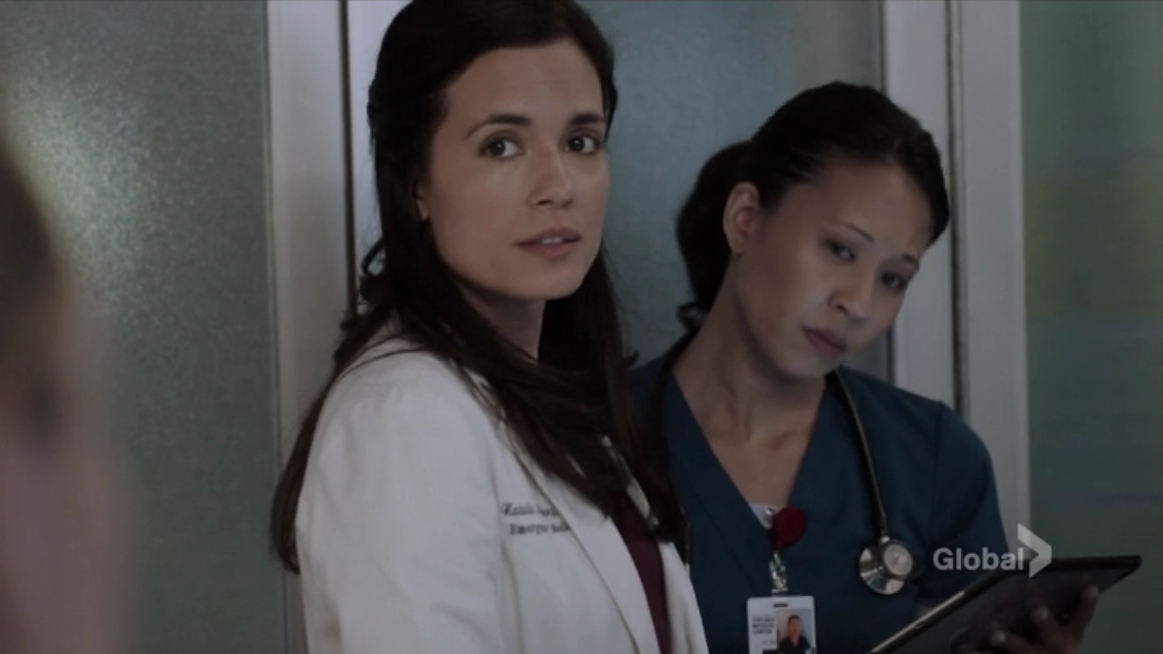 Charmed-Online-dot-NL-ChigagoMed1x18-0256.jpg