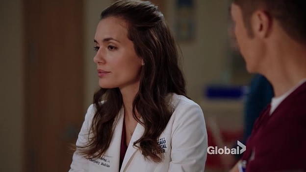 VampireDiariesWorld-dot-nl_ChigagoMed2x07-1819.jpg