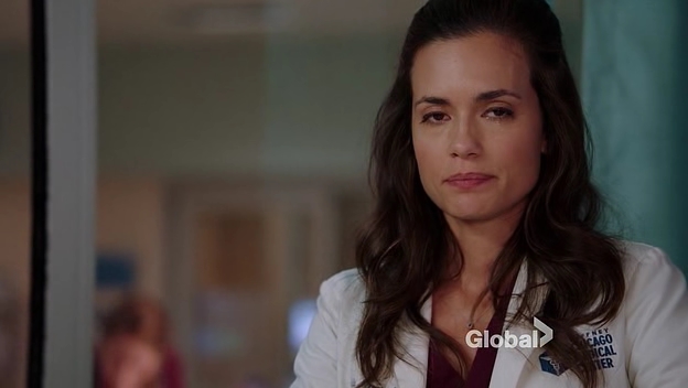 VampireDiariesWorld-dot-nl_ChigagoMed2x07-1938.jpg