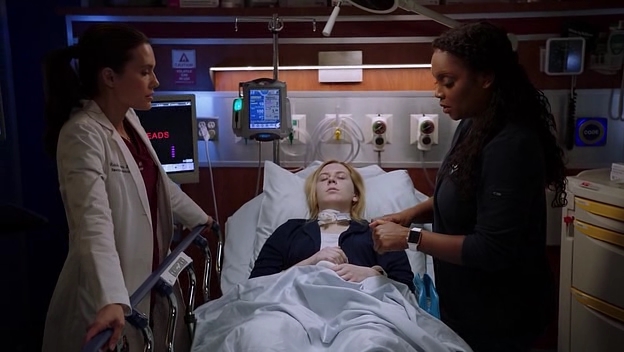VampireDiariesWorld-dot-NL_ChigagoMed2x16-0843.jpg