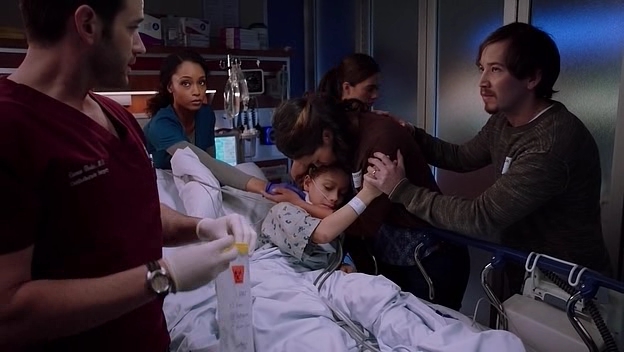 VampireDiariesWorld-dot-NL_ChigagoMed2x19-1064.jpg