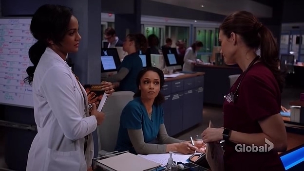 VampireDiariesWorld-dot-NL_ChigagoMed2x19-1356.jpg