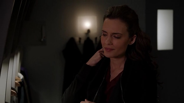 VampireDiariesWorld-dot-NL_ChigagoMed2x22-2217.jpg