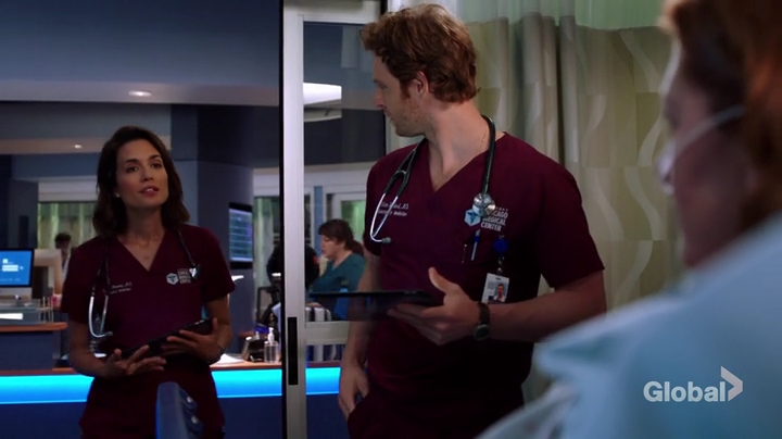VampireDiariesWorld-dot-nl_ChigagoMed3x01-0698.jpg